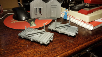 If you want to make God to laugh, tell him your plans... Was about to do a lot this last weekend, but got a cold a few days ago. BUT, that does not stop me from feeding the printer with what it needs.. Here is the timber wagons I talked about before, plus