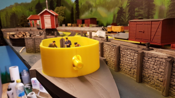 The gun were finished today. The hull is of course much longer, only the four end pieces are printed of a total of ten pieces.....
