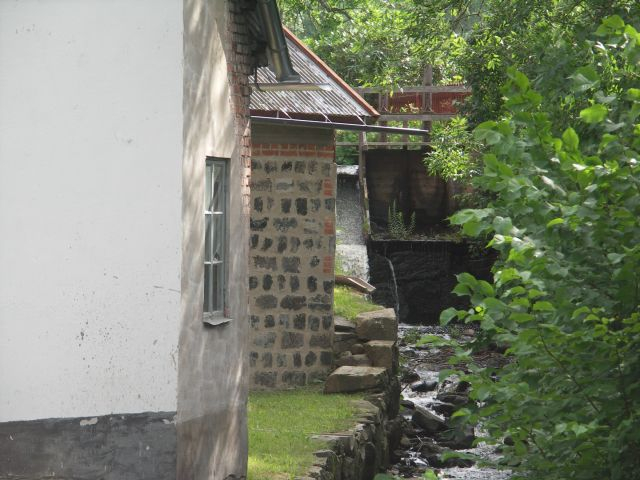click for next picture